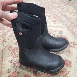Toddler Size 8 bogs boots